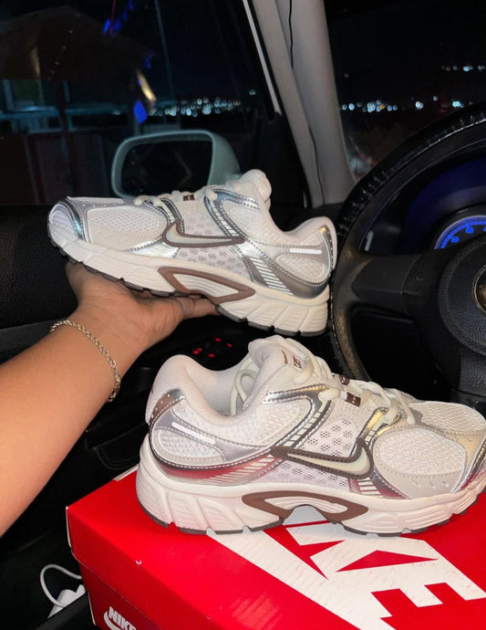 Nike v5k cafe ⚡